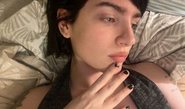 Claireyael leaked private photo uncensored HD quality