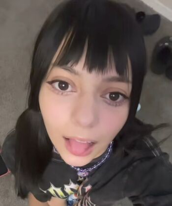 Clownhop page leaked private photo uncensored HD quality