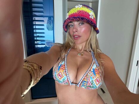 Corinna kopf  page leaked private photo uncensored HD quality