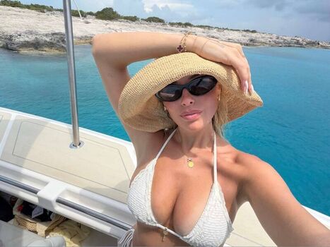 Corinna kopf  page leaked private photo uncensored HD quality