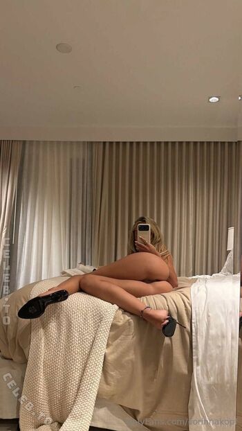 Corinna kopf  page leaked private photo uncensored HD quality