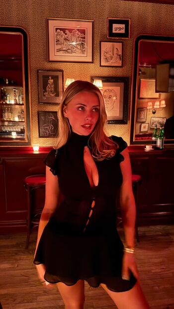 Corinna kopf  page leaked private photo uncensored HD quality