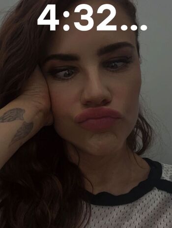 Courtney hope leaked private photo uncensored HD quality