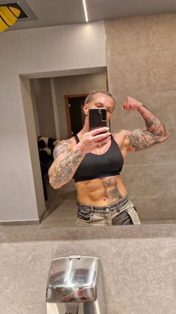 Crazyxbody page leaked private photo uncensored HD quality