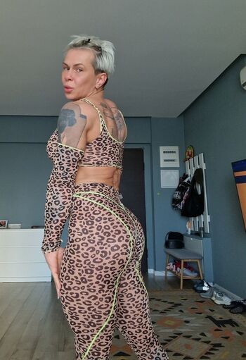 Crazyxbody page leaked private photo uncensored HD quality