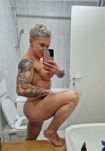 Crazyxbody page leaked private photo uncensored HD quality