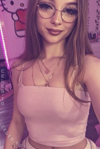 Crystalmarykitty page leaked private photo uncensored HD quality