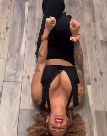Curliiiiiie leaked private photo uncensored HD quality