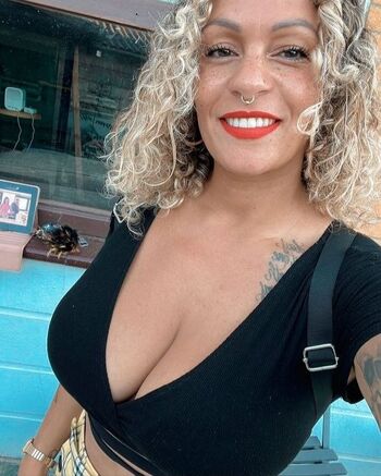 Curliiiiiie leaked private photo uncensored HD quality