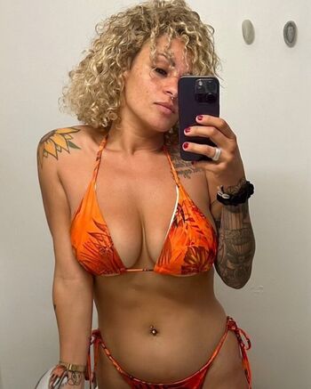 Curliiiiiie leaked private photo uncensored HD quality