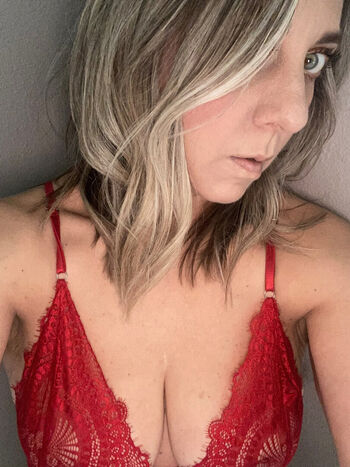 Cutesexymom page leaked private photo uncensored HD quality