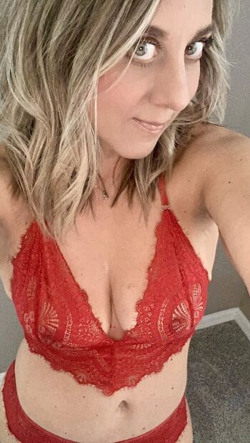 Cutesexymom page leaked private photo uncensored HD quality