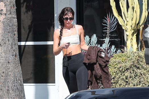 Dakota johnson page leaked private photo uncensored HD quality