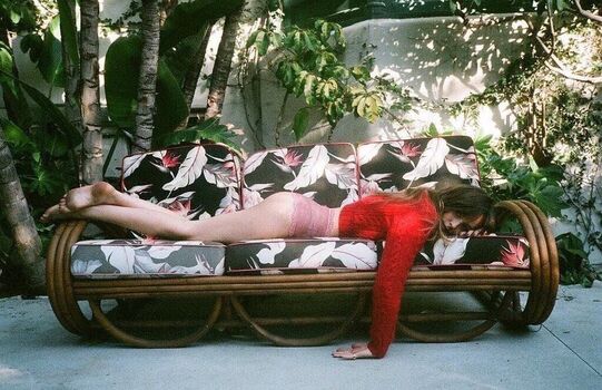 Dakota johnson leaked private photo uncensored HD quality