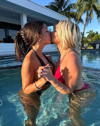 Dallasashtonn page leaked private photo uncensored HD quality