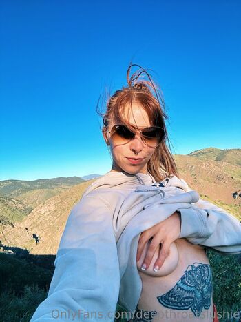 Deepthroat slushie leaked private photo uncensored HD quality