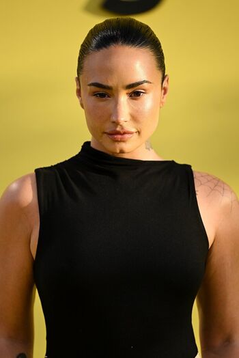 Demi lovato page leaked private photo uncensored HD quality
