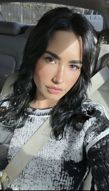 Demi lovato page leaked private photo uncensored HD quality