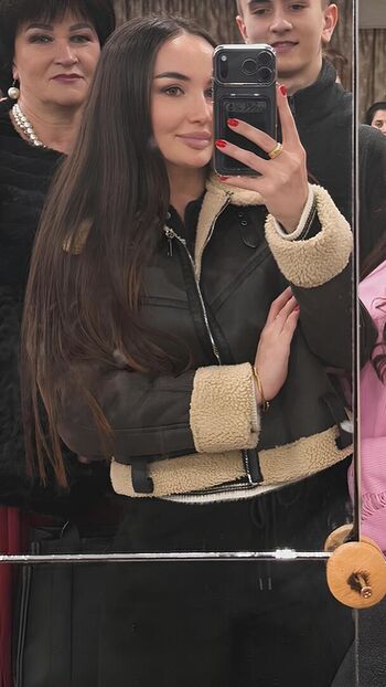 Diana avsaragova page leaked private photo uncensored HD quality