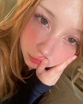 Diovana konigsreuter  page leaked private photo uncensored HD quality