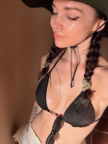 Dove cameron leaked private photo uncensored HD quality