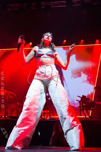 Dua lipa  page leaked private photo uncensored HD quality