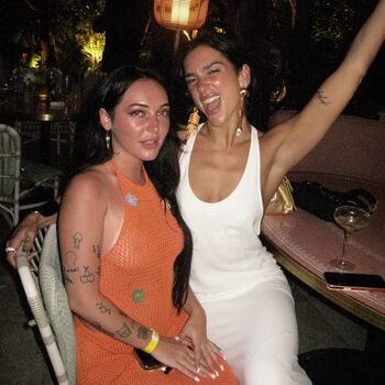 Dua lipa  page leaked private photo uncensored HD quality