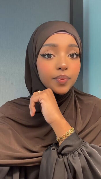 Earthtokhadija leaked private photo uncensored HD quality