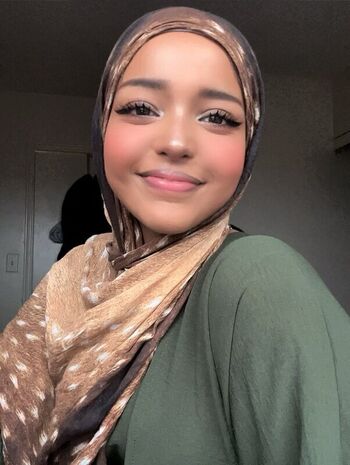 Earthtokhadija leaked private photo uncensored HD quality