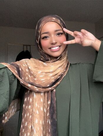 Earthtokhadija leaked private photo uncensored HD quality