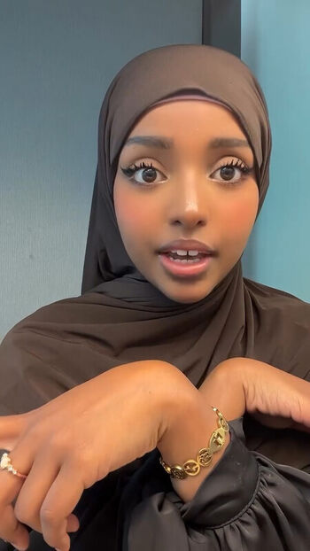 Earthtokhadija leaked private photo uncensored HD quality