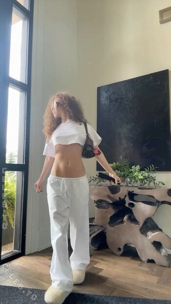 Eliana kalogeras page leaked private photo uncensored HD quality