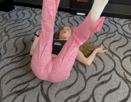 Eliana kalogeras page leaked private photo uncensored HD quality