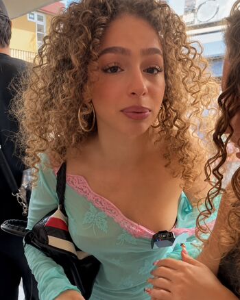 Eliana kalogeras leaked private photo uncensored HD quality