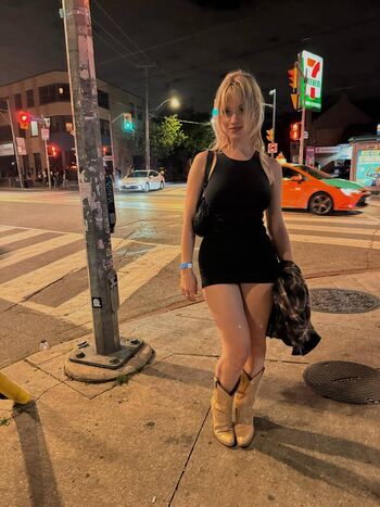 Ella ballentine page leaked private photo uncensored HD quality