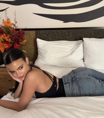 Ella mendelsohn page leaked private photo uncensored HD quality