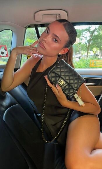 Ella mendelsohn page leaked private photo uncensored HD quality