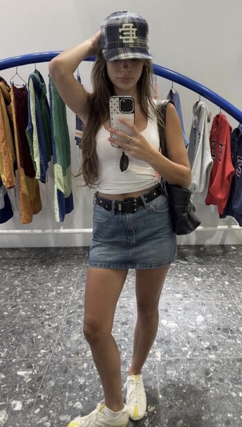 Ella mendelsohn page leaked private photo uncensored HD quality