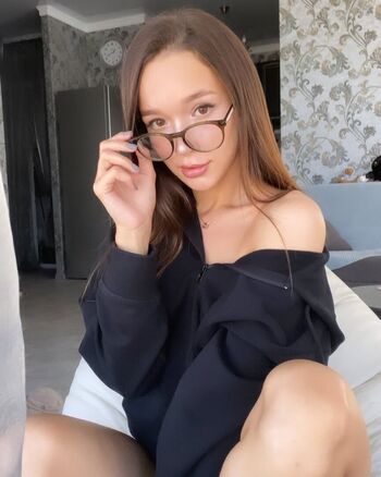 Ellieleen  page leaked private photo uncensored HD quality