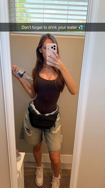 Eloise head leaked private photo uncensored HD quality