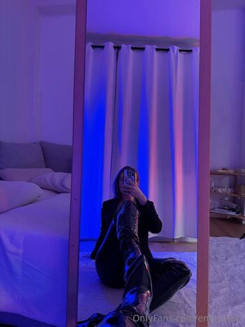 Ema santi leaked private photo uncensored HD quality