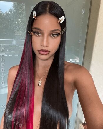 Emilia mernes page leaked private photo uncensored HD quality