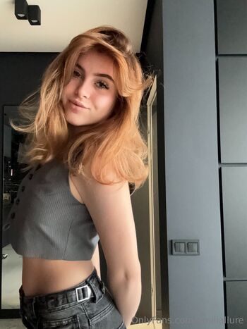 Emiliallure leaked private photo uncensored HD quality