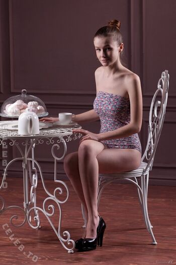 Emily bloom  page leaked private photo uncensored HD quality