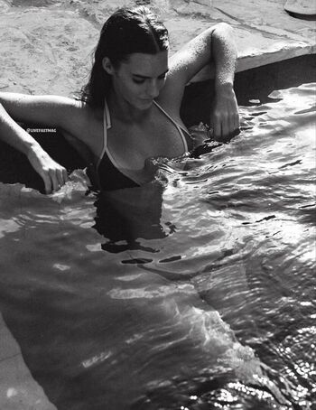 Emily feld  page leaked private photo uncensored HD quality