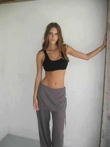 Emily feld  page leaked private photo uncensored HD quality