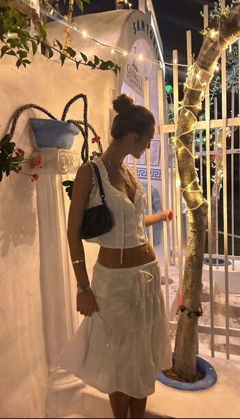 Emily feld  page leaked private photo uncensored HD quality