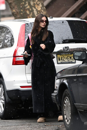 Emily ratajkowski  page leaked private photo uncensored HD quality