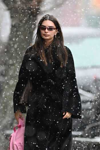 Emily ratajkowski  page leaked private photo uncensored HD quality