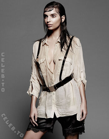 Emily ratajkowski  page leaked private photo uncensored HD quality